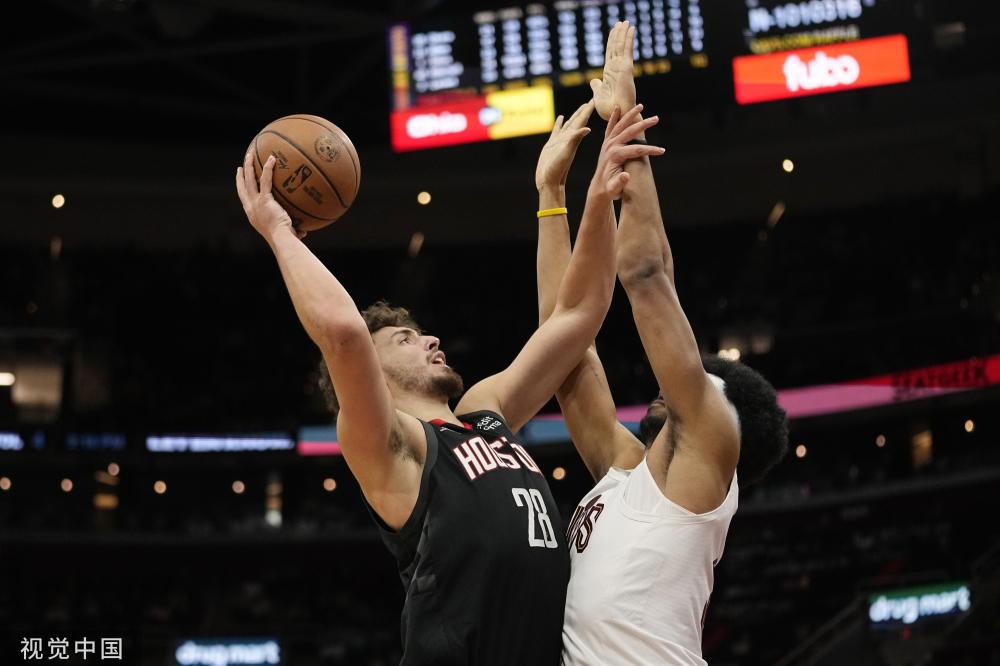 在短距离反 在短距离反